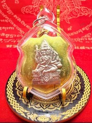 全泰第一四面神法脈 阿贊灣猜、龍婆史（see） 2519 “轉輪符文” 盾形四面神