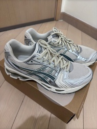 ASICS Kayano 14