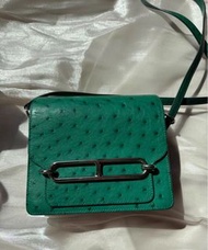 普皮價買到特殊皮 Hermes  U4絲絨綠 銀扣 豬鼻子包 Roulis mini 鴕鳥皮  A刻