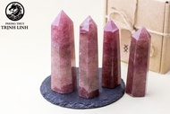 Trụ đá Thạch Anh Dâu Tây Hồng Đậm thanh tẩy dùng trong Tarot reiki thiền địnhyoga cân bằng phong thủ