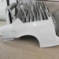 JK RACING代理歐洲 Mikinka-Projekt E36 COUPE 雙門 玻璃纖維 後葉子板 後車體