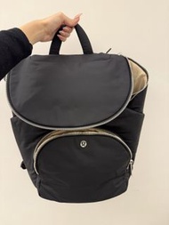 Lululemon 黑背包