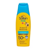 Boots Soltan Kids Protect And Moisturise Uv B Very High Spf 50 + Suncare Lotion บู๊ทส์ โซลแทน คิดส์ โพรเท็ค แอนด์ มอยส์เจอร์ไรซ์ ยูวีบี เวรี่ ไฮ เอสพีเอฟ 50+ ซันแคร์ โลชั่น 200 มล.