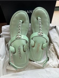 Chanel 90% new 粉綠