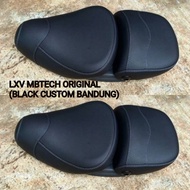VESPA LXV MBTECH SEAT LEATHER BLACKOriginal