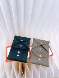 (尖沙咀門市💖) 全新 Hermes calvi duo card holder 大象灰/黑色