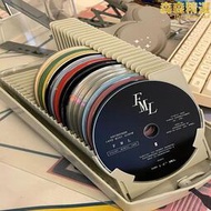 CD收納盒帶鎖壓克力卡冊透明專輯展示框光碟碟片架 青鬆數碼商城