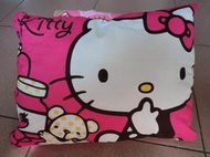 【nike100m】HELLO KITTY 凱蒂貓 遊戲房 童枕(中) 休憩枕 午安枕 正版授權 