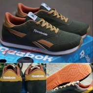 SEPATU PRIA REEBOK CLASSIC RUNNING NAVY WHITE PUTIH