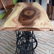 MEJA ANTIK KAKI MESIN JAHIT JADUL