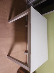 白色強化玻璃餐桌