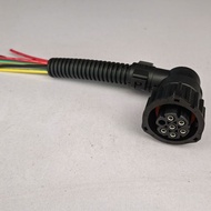 Chenglong H7H5M7M5 Tyrannosaurus 507 Rear Tail Light Wire Plug Rear Combination Signal Light Plug Wi