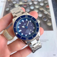 Automatic Mechanical Men's Watch，TUDOR  Black Bay Collar Men's Watch Sports and Leisure Blue Dial Re