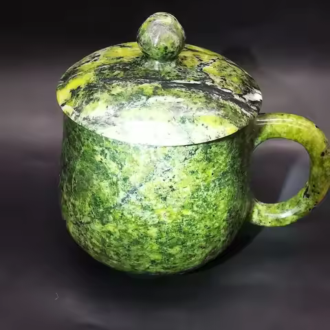 Natural Green Jade Teacup Tibetan Medicine King Stone Magnetic Jades Mug With Handle Lid Coffee Cups
