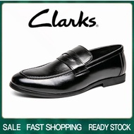 Clarks_รองเท้าผู้ชาย รุ่น สีดำ รองเท้าหนังแท้ รองเท้าทางการ รองเท้าแบบสวม รองเท้าแต่งงาน รองเท้าหนังผู้ชาย