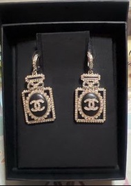 CHANEL香水瓶耳環