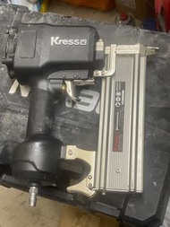 Worx 木工用 黑釘槍