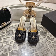 CHANEL 香奈兒2026SS 早春新款花朵鞋山茶花高跟拖鞋 1280CHANEL 香奈兒2026SS 早春新款花朵鞋山茶花高跟拖鞋