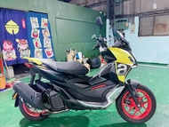 Aprilia SR GT 200 公司車