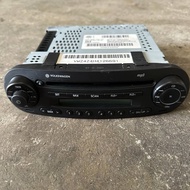VW Beetle RADIO CD PLAYER MP3 1C0035196CQ ORIGINAL USED FROM JAPAN