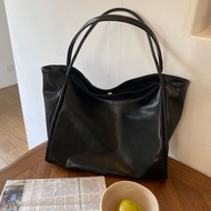 Beg tangan besar christy ng bucket Bag Female Niche Design Class Commuter Tote Bag