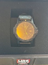 Luminox 黑色手錶