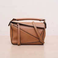 LOEWE(羅意威) Puzzle 18 幾何包 迷你 MINI 棕色
