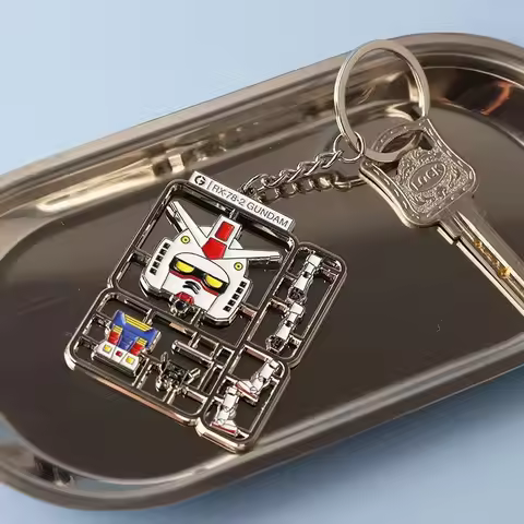 GUNDAM Animation Game Peripheral Toys Metal RX-78 FREEDOM Metal Pendant Keychain Exquisite decoratio