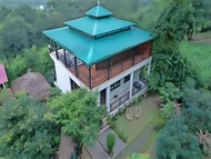 Rumah  m² dengan 1 bilik tidur dan 4 bilik mandi peribadi di Dehradun (Cloud Haven Villa – A Peacefu