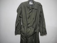 【靖】{中華民國陸軍} ➠“陸軍草綠T/C特多龍大衣式雨衣”型號:3➠缺雨帽、含腰帶