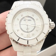 保證專櫃真品‼️新款錶扣 附購證、保固‼️9成新 8鑽 珍珠母貝 33mm Chanel 香奈兒 J12 陶瓷錶 白色