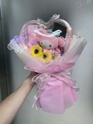 心形波波公仔花束 幼稚園畢業花束