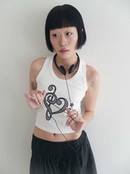 NEOWANG|MELODY HEART TANK TOP (WHITE)
