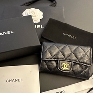 專櫃正品 香奈兒 Chanel 經典黑色 黑金牛logo 零錢包 名片夾小皮件