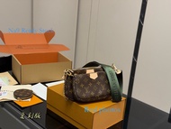 [na9 Ready Stock] Folding Box Airplane Box Size 24 x 13 x 4.5cm/19.5 x 11 x 4cm/9.5 x 2cm Shoulder B