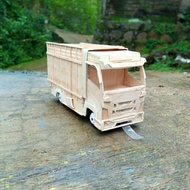 Miniatur Truk Oleng Kayu Truk Oleng Miniatur Truk Oleng Mentah