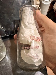 香港牛奶公司玻璃瓶，九龍維記牛奶有限公司玻璃樽