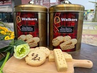 英國🇬🇧經典品牌《Walkers》 特別版 《皇家金罐雜錦牛油餅乾》💕