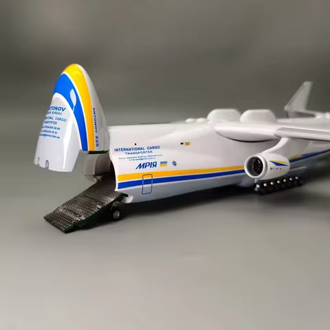 Model 20/30/42CM Antonov AN-225 Mriya Transport Aircraft Souvenir Airplane Resin Simulation Replica 