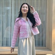 เสื้อคลุมผ้าทวิตสีชมพูปักมุก Clothing Women