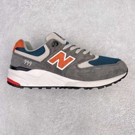 New Balance 999