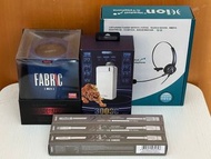 Remax 防水藍芽喇叭 + Remax 30000mAh 充電寶 + Remax 快义充電線三條 + 掛頭式通話耳機  (全部 HKD120)