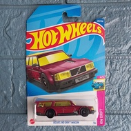 Hot Wheels Volvo 240 Drift Wagon