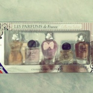Les Parfums De France