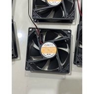 100% new 5V Radiator Fan - 8X8X2.5cm, xh2.54 plug, 25cm long