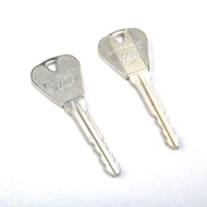 Children Magic Props Keys Bottle Keys Wear Bottles Deformable Keys Tricky Magic Props 26.5