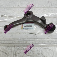BELL BALL CRANK IDLE ARM MITSUBISHI L300 ORIGINAL