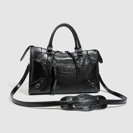 ABG Baddie Vintage Bag | PU Leather Rivet Motorcycle Style High-End Large Capacity Autumn Winter Sho