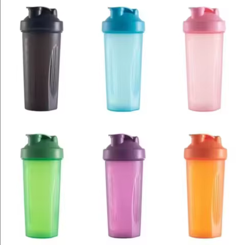 600ml Shaker Bottle 20oz Protein Shaker Plastic Bottle Portable Fitness Bottle for Fitness Enthusias