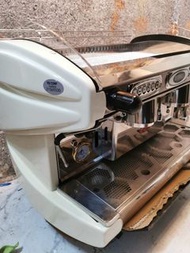 BFC LIRA - 2 Group Compact Espresso Machine White意大利製雙頭專業半自動咖啡機 米白色 商用咖啡機 三相電文青cafe 咖啡豆 咖啡 拉花 coffee